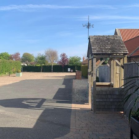 Meals Farm Holiday Cottages - The Stables North Somercotes ภายนอก รูปภาพ